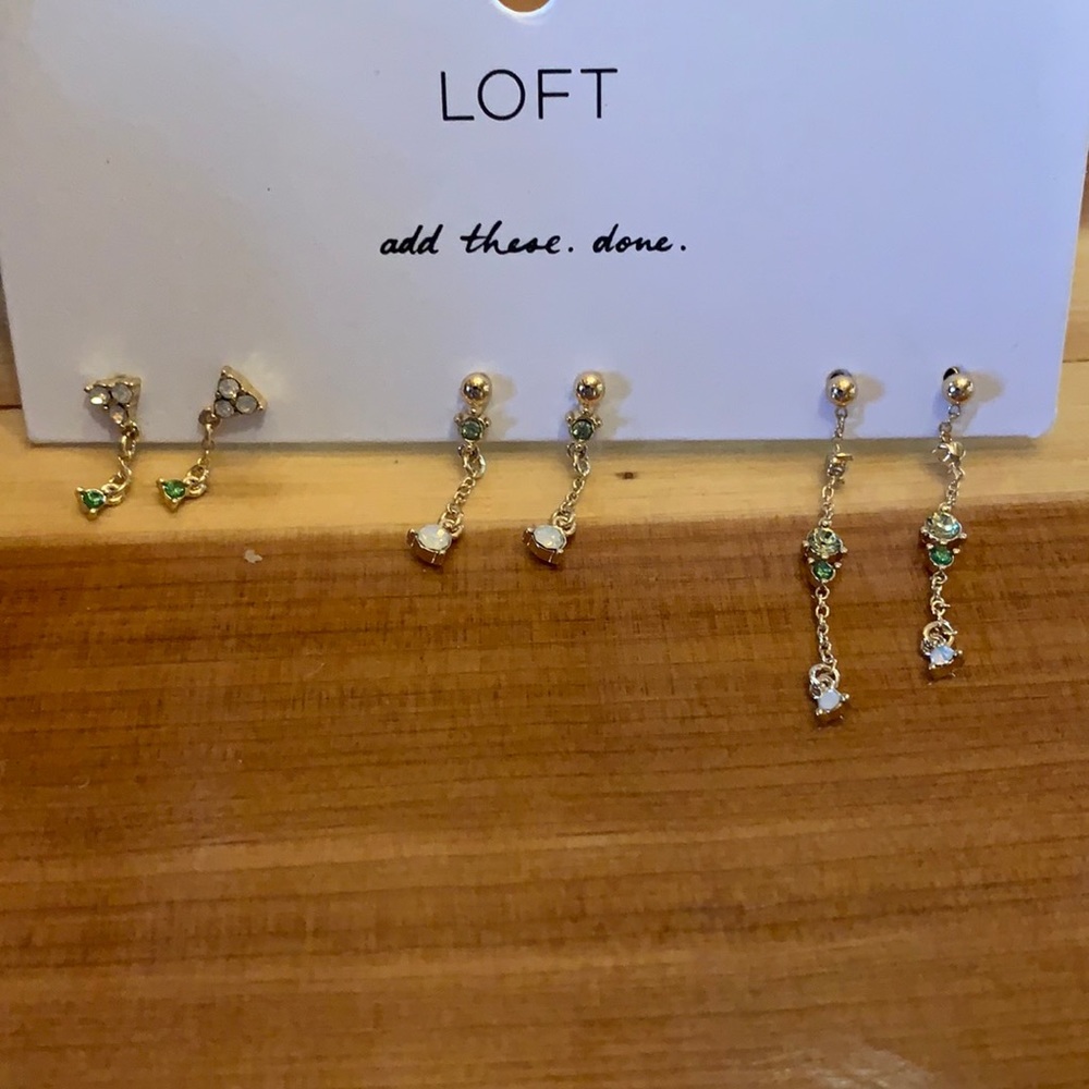 Gold Loft earring set